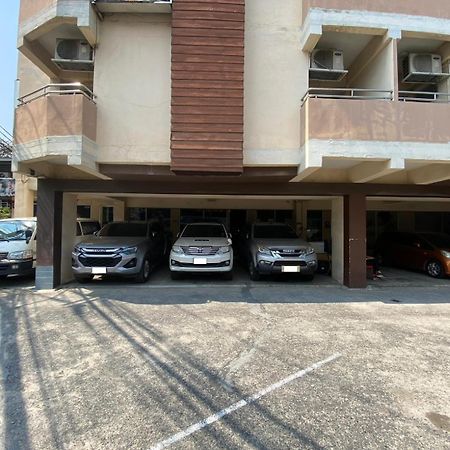 Appartamento Ladapan Mansion Nonthaburi Esterno foto